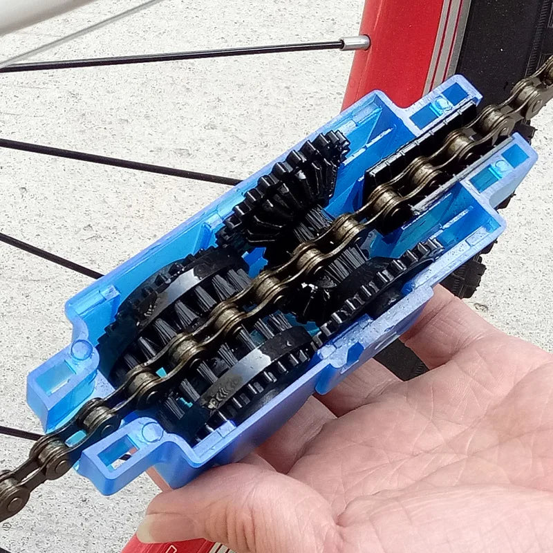 ChainScrub Pro – Portable Bicycle Chain Cleaner & Brush Kit